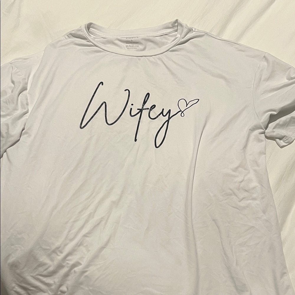 White 'Wifey' T-Shirt oversized